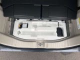 荷物がどれだけ載るか一目で確認。広さ・開口部・段差、内張りの状態までチェックできます。