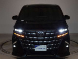 夜間のライティングを表現してみました。ヘッドランプはLED、省エネで明るいですよ。