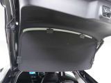 ◆トノカバー装備◆荷室を覆い保護してくれるカバーを装備!。プライバシー保護にも役立ちます。