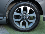 純正のアルミホイールが足元を飾ります!タイヤサイズは165/65R15になります。