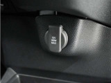 ◆12V電源ソケット◆スマートフォンの充電等にも便利な電源ソケット!使いやすい場所に装備されています。