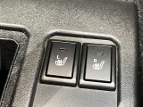 前席シートヒーター付き・寒い冬でも快適に運転できます