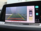 バック時の後方確認をしっかりサポート。駐車時にも周囲の状況を確認しやすいリアビューカメラを備えています。