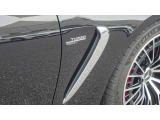 フェンダーには「TURBO」と「4MATIC+」を重ねたバッジが貼られる。フェンダーには「TURBO」と「4MATIC+」を重ねたバッジが貼られる。