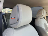 「BOSEパーソナルプラスサウンドシステム」運転席と助手席のヘッドレスト内蔵スピーカーを含む計8つの高性能スピーカーと最先端DSP内蔵アンプを組合わせ、ライブ会場にいるかのような音の広がりと臨場感を楽しめます