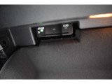 ETC車載器をすっきり収納。高速道路の利用もスムーズです。
