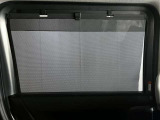 サンシェードが付いています。眩しい日差しからお守りします。