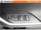 電動格納ミラーは、スイッチで簡単操作!狭いスペースでの取り回しや駐車時に大変重宝します。