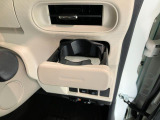 品質には自信があります!ハッピーの品質・キレイなお車をお届けさせていただきたい!そんな気持ちでキレイに仕上げております。フロアマットなどの清掃はもちろん、シート下なども徹底的に清掃しております。