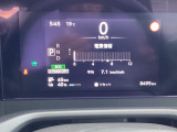 「Eco」「Standard」「Sport」の3種類のドライブモードを設定。さまざまなシーンに合わせて、自分好みのドライブを楽しめます。