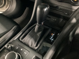 全てのトランスミッションのメリットを兼ね備えた理想的なAT、それがSKYACTIV-DRIVE(スカイアクティブドライブ)。「滑らかな変速」「ダイレクト感のあるシフトフィール」そして「低燃費」が特長です!