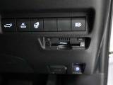 ETC車載器が搭載されているので、高速道路の乗り降りもノンストップで通過できます♪