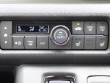 ◆【スマートキー】装備!お荷物で手が塞がっている時でも、ポケットやカバンからキーを取り出す事無くドアを解錠・施錠出来る便利なキーです!
