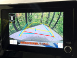 【バックカメラ】駐車時に後方がリアルタイム映像で確認できます。大型商業施設や立体駐車場での駐車時や、夜間のバック時に大活躍!運転スキルに関わらず、今や必須となった装備のひとつです!