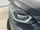 【LEDヘッドライト】ディスチャージヘッドライト(HID)と同等の明るさで、夜道や雨天走行が明るく視界良好!! フォグライトも装備で、安心感さらにUPです♪安心ドライブを楽しんで下さい♪