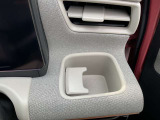 運転席用ドリンクホルダーです