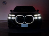 エンジェルアイ、イカリングと呼ばれるBMWのライトの正式名称は「コロナリング」です。一目でBMWとわかる伝統のデザインです。