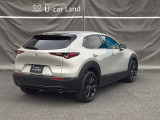エンジン、トランスミッション、ボディ、シャシーのすべてにスカイアクティブテクノロジーを採用!上質で気持ちのいい走りと、優れた燃費性能を両立しています。