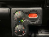 オートエアコンで細かい温度調節ができます。車内をいつでも快適空間にしてくれます。