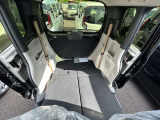 ☆お車についた傷やヘコミ、事故の修理もハヤシにお任せください。自社鈑金工場で修理ができますの安心です☆