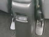 後席用USBジャック完備!