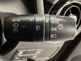 オートライトはレバーをAUTOの位置にすると周囲の明るさに応じて自動で点灯/消灯します。