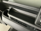 豊富に在庫を取り揃えています!軽自動車からミニバン、セダン、SUV、話題のハイブリッド車など続々入荷しております!