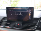 アウディの最新技術を投入したMMI(マルチメディアインターフェイス)多彩なインフォテインメントをシンプルで簡単に、自在の操作できる最新テクノロジーです。