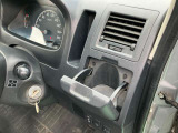 運転席側ドリンクホルダー