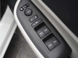 ◆パワーウィンドウスイッチ◆運転席から全席の窓の開閉操作を行うことが出来いつでも換気ができます!