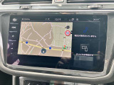 [DiscoverPro]ナビゲーション機能をはじめ、車両各種設定/アシストシステム設定、Bluetooth、App-Connectなどの機能を持ち合わせています。