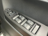 電動格納ミラー、パワーウインドウ