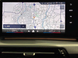 iDriveHDDナビゲーションになります。操作はコントローラーとタッチパネルにて操作いただけます。