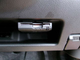 ETC車載器が付いています。ここも、あそこも、、最近はスマートインターチェンジも増えてきましたよね!最初から付いているので、お買い得^^