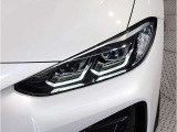 BMWでは古くから4つのリングが伝統のヘッドライトで御座います。