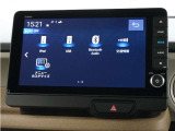 フルオートエアコン搭載。好みの温度に設定するだけで、風向や風量を自動でコントロール!いつでも快適な車内環境に。