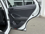 点検整備ご納車前にCertified Pre-Owned独自の「点検チェック項目シート」により、部品や機能に関する全71項目もの厳しいチェックを実施します。