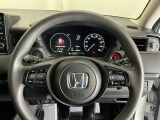 明るく、視認性に優れたメーターで安全運転や燃費管理、車両点検などに役に立つ機能があります ※一部の車種には該当しないものもございます