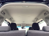 自社整備工場で点検整備をおこなってからお渡ししています。車検が残っている場合は『12ヶ月点検整備』を、車検整備付きの場合は『車検整備』をおこないます。整備費用は車両本体価格に含まれています。