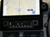 オートエアコンで車内も快適です。冬や雨の日の室内の結露防止等コンディションに加えて、冷え過ぎ、暖め過ぎに因る燃費を悪化を防ぎます