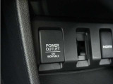 ◆12V電源ソケット◆スマートフォンの充電等にも便利な電源ソケット!使いやすい場所に装備されています。