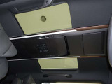 大人気のパノラマルーフ付きです!明るい車内でより快適なドライブになりますね?