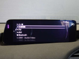 【マツダコネクト】ラジオ・テレビ/Bluetoothオーディオ、その他アプリケーションなどの機能で楽しむことができます。