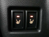 運転席&助手席にはシートヒーター付きです