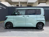 お子様ステップや乗降用グリップなど、ステップ高を低く抑えた日産ならではの親切設計。小さなお子様からお年寄りまで、家族みんなが『自分で楽に乗り降りできる』優しさがこのサイドビューに詰まっていま