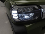 当社では全車、納車前にサービス工場で12ヶ月点検相当の整備を実施しております。そこで確認された不具合箇所は修理しておりますのでご安心下さい。