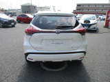 全国の日産ディーラーにて保証対応が可能です。お近くのお客様はもちろん遠方のお客様もご安心ください。