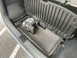 ラゲッジ下には洗車道具や小物類等を収納出来ます
