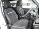 視界が良く運転性の良いフロントシート