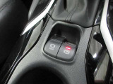 スイッチ操作だけでパーキングブレーキの作動・解除が可能!力の弱い方も安心してご使用いただけます♪ブレーキレバーを搭載していないので、運転席まわりがスッキリ!
